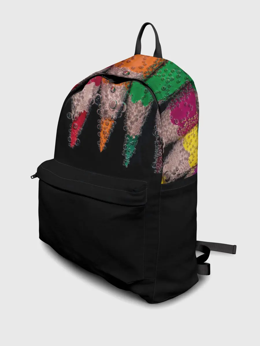 Рюкзак джинсовый / карандаши на черном фоне