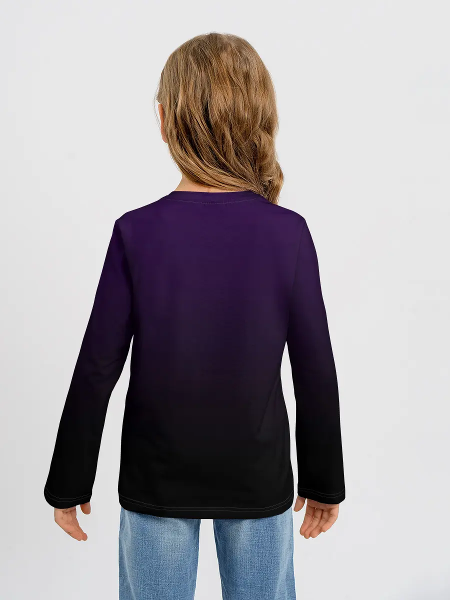 Детский лонгслив / черный кот на фиолетовом фоне