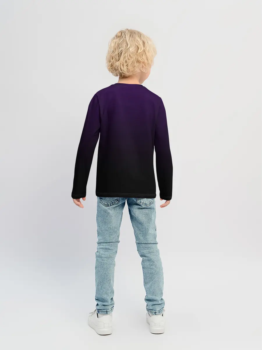 Детский лонгслив / черный кот на фиолетовом фоне