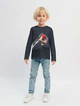 Детский лонгслив / Прыжки на батуте