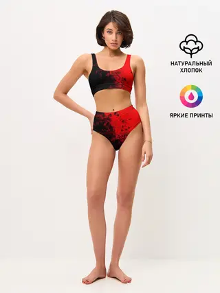 Женские топ и трусы / Пятна Крови