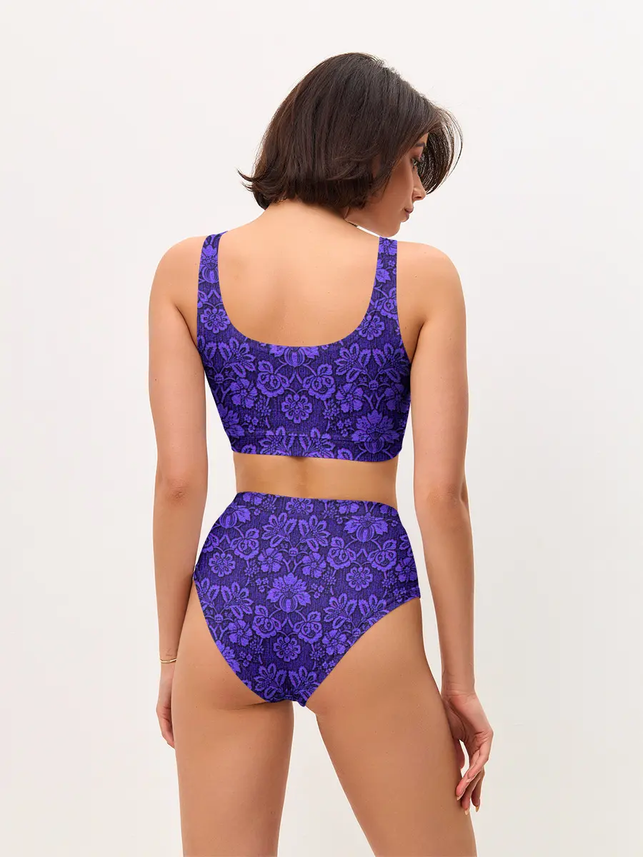 Женские топ и трусы / Домашние обои