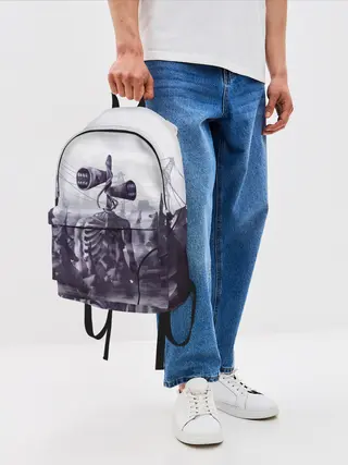 Рюкзак джинсовый / СИРЕНОГОЛОВЫЙ В ГОРОДЕ