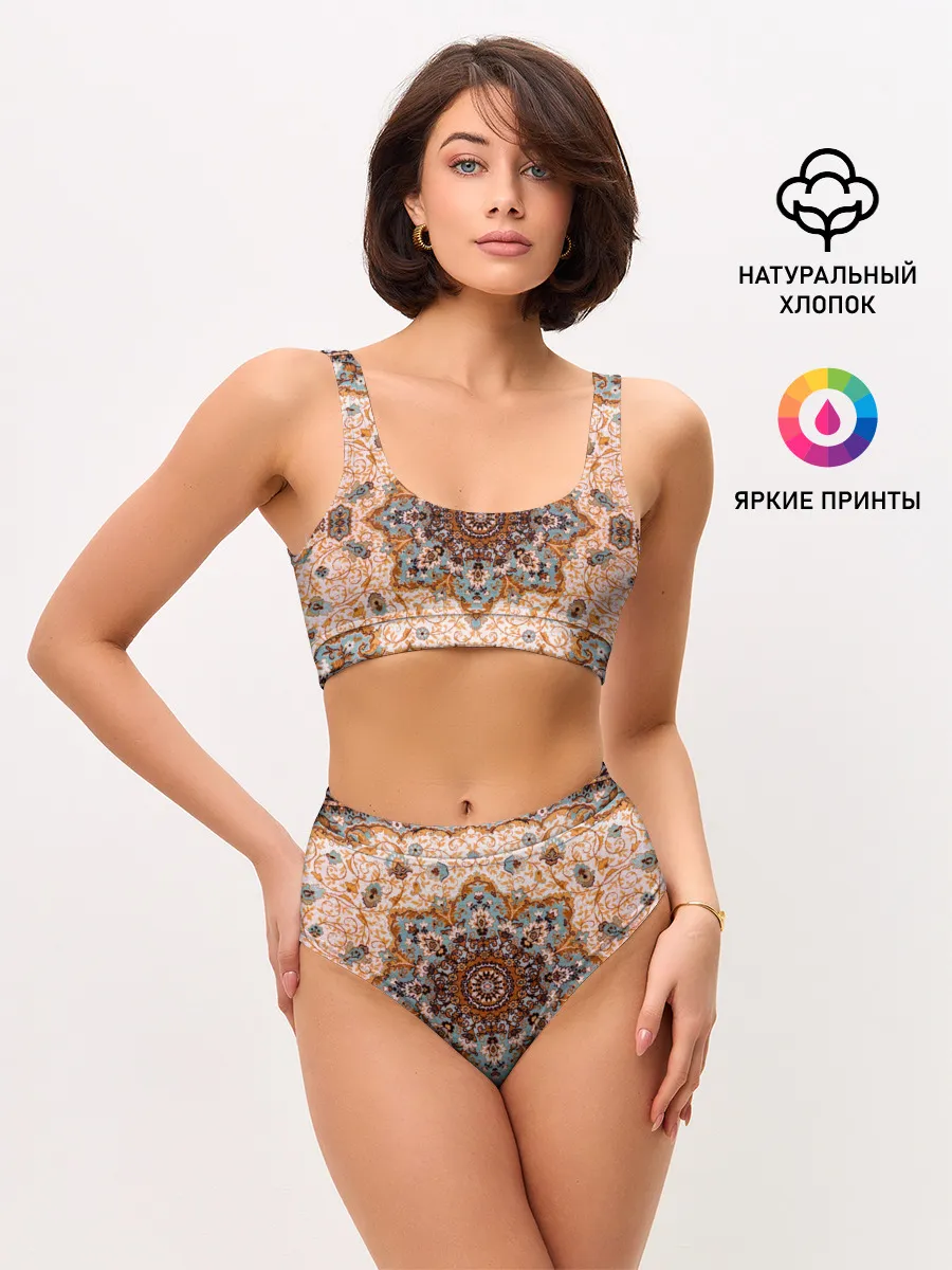 Женские топ и трусы / Старый ковер