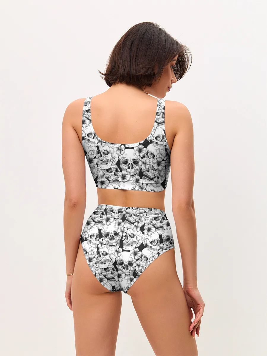 Женские топ и трусы / Черепа в цветах