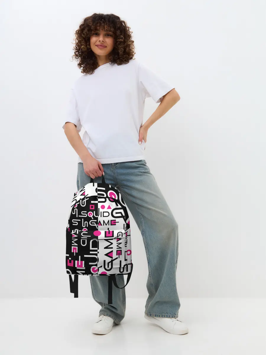 Рюкзак джинсовый / ИГРА В КАЛЬМАРА / ЧЁРНО БЕЛЫЙ ПАТТЕРН ЛОГО