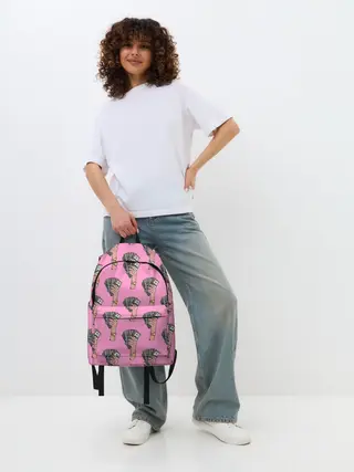 Рюкзак джинсовый / Деньги в женских руках паттерн