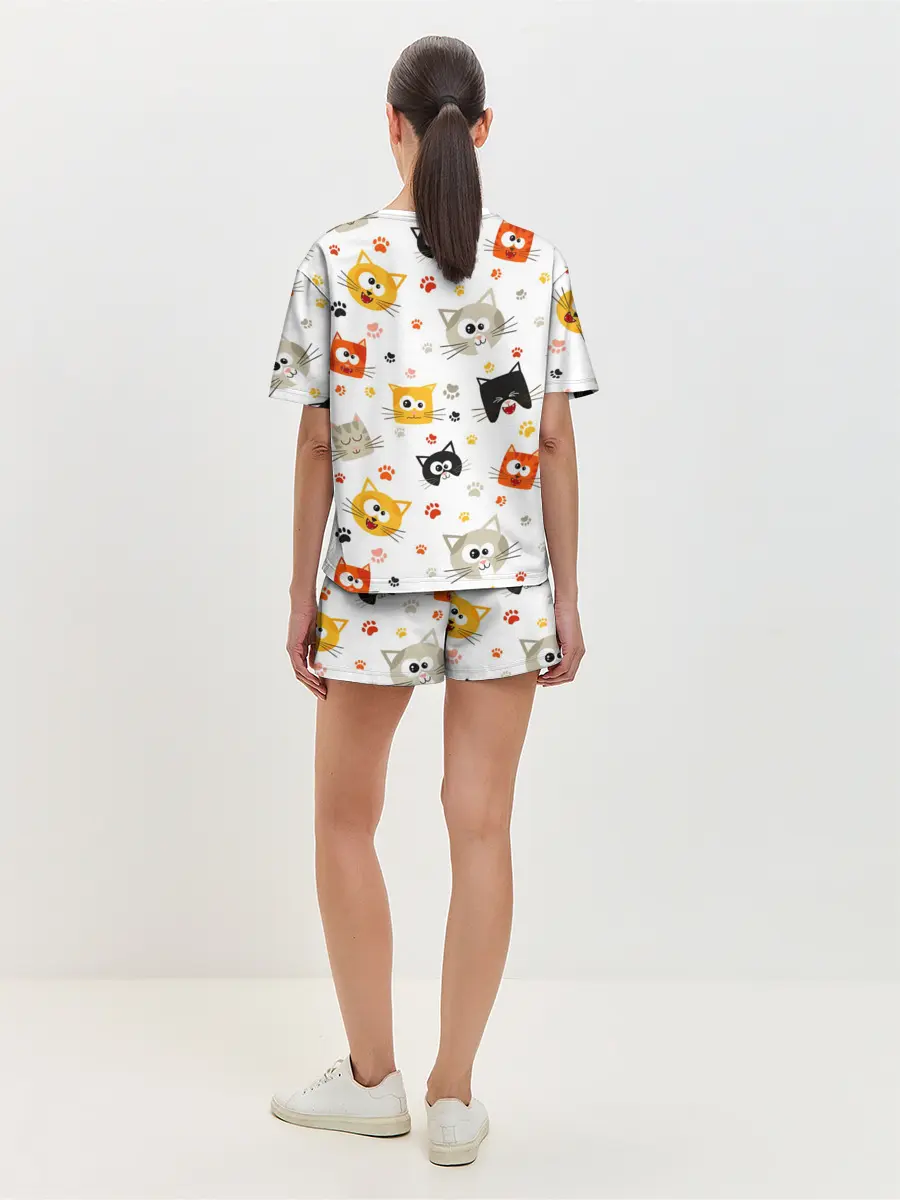 Женская пижама с шортами / Котики с лапками