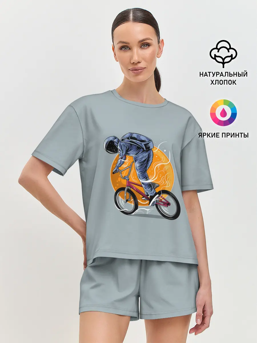 Женская пижама с шортами / Космический велосипедист
