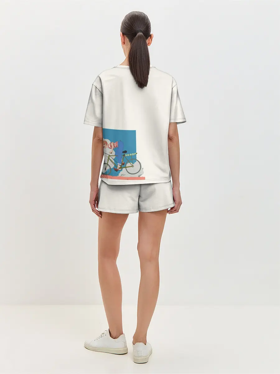 Женская пижама с шортами / Kiki’s Delivery Service на метле