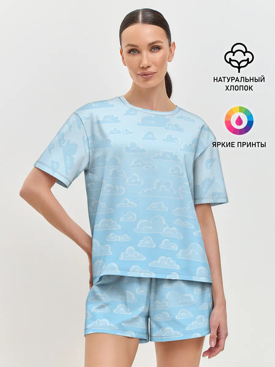 Женская пижама с шортами / Очень светлые голубые облака