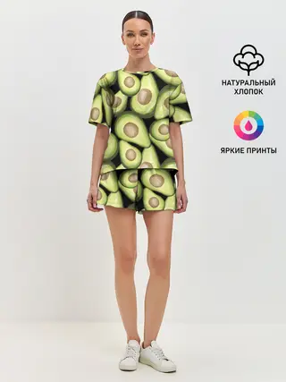 Женская пижама с шортами / Avocado background