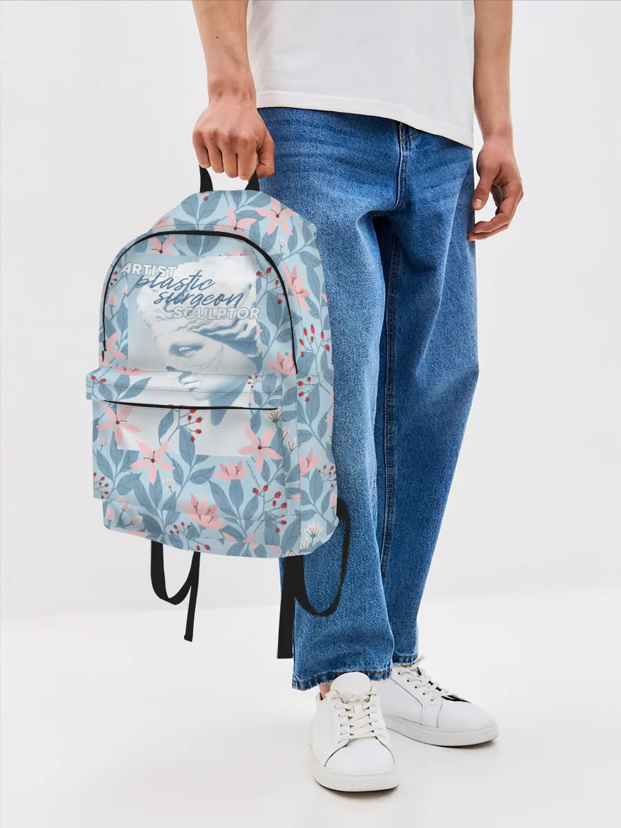 Рюкзак джинсовый / Художник. Пластический хирург