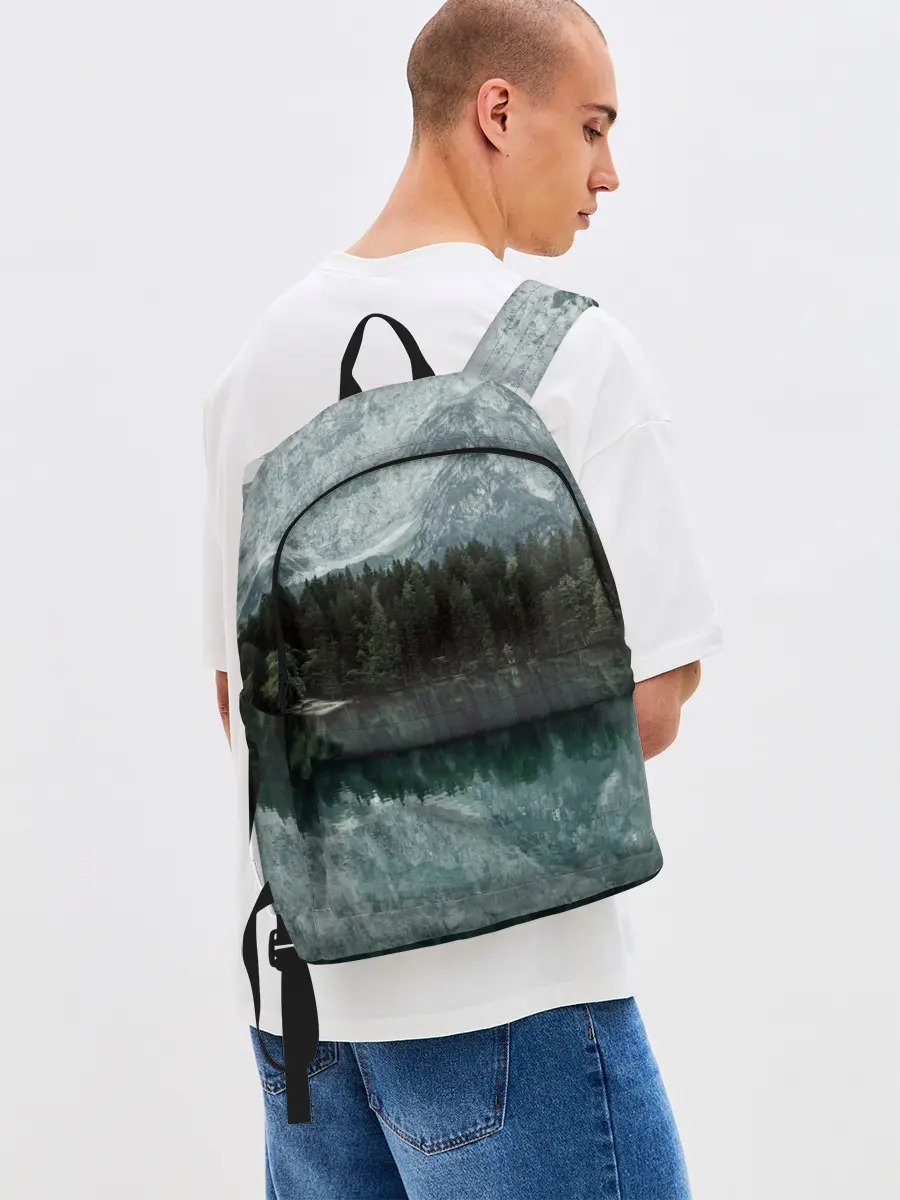 Рюкзак джинсовый / отражение горы в озере