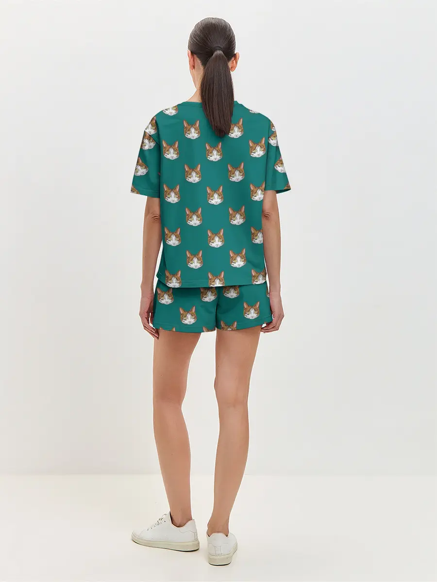 Женская пижама с шортами / Рыжий кот паттерн
