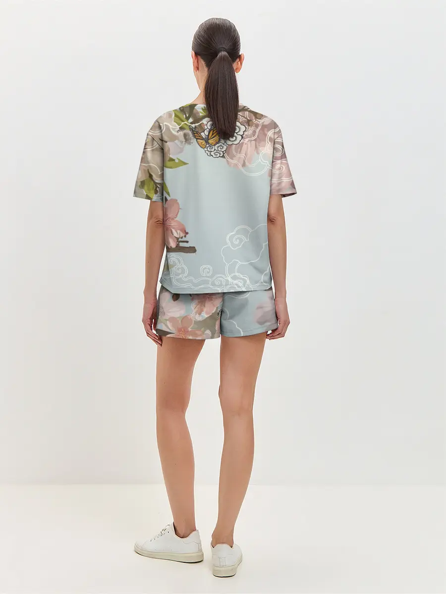 Женская пижама с шортами / Тигр в облаках