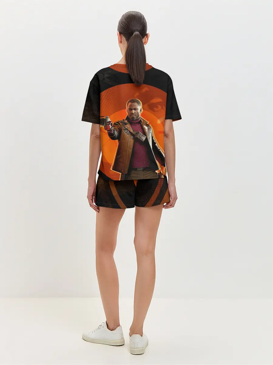 Женская пижама с шортами / Кольт на фоне Джулианны