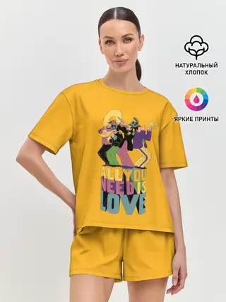 Женская пижама с шортами / Всё что тебе нужно это любовь