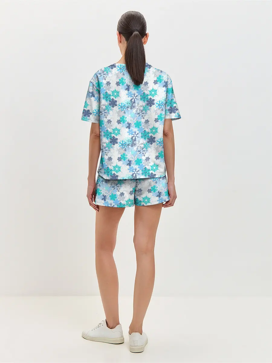 Женская пижама с шортами / Зимние Снежные Узоры