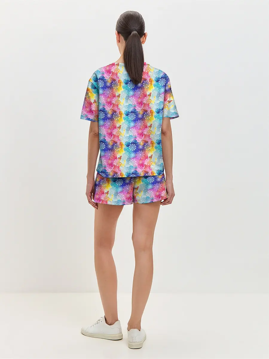 Женская пижама с шортами / Радужные Снежные Узоры