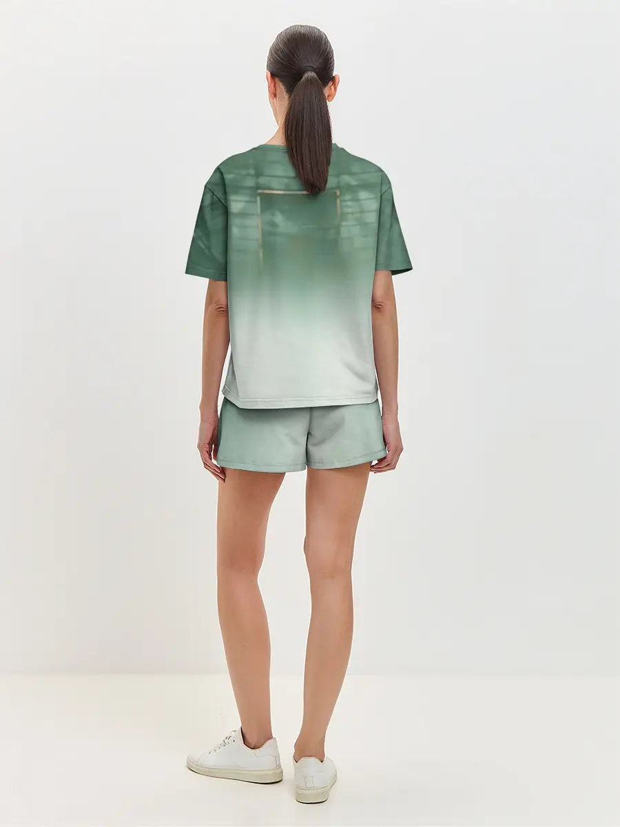 Женская пижама с шортами / Хаски в комнате