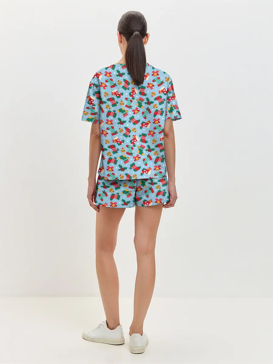 Женская пижама с шортами / Christmas Background