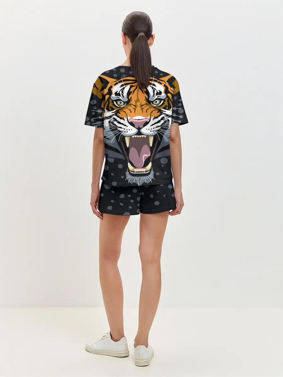 Женская пижама с шортами / Амурский тигр в ночи