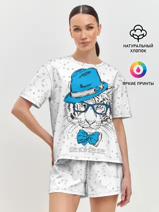 Женская пижама с шортами / Белый тигр в синей шляпе