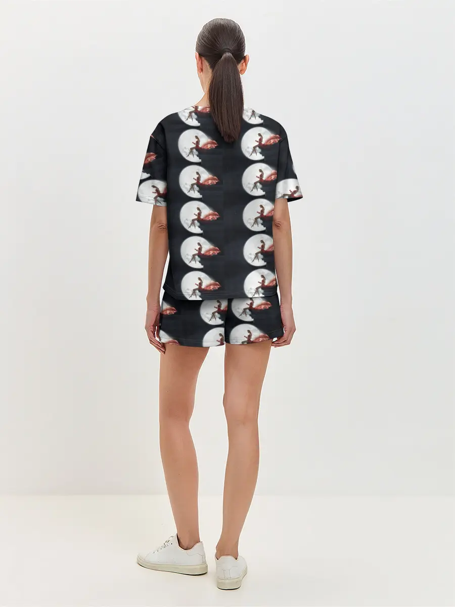 Женская пижама с шортами / Лунная девушка