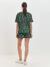 Женская пижама с шортами / Листья