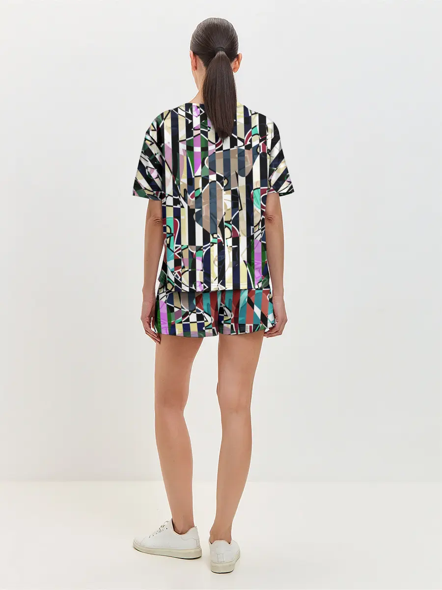 Женская пижама с шортами / Полосатый абстрактный узор