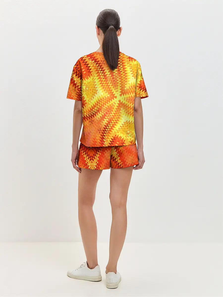Женская пижама с шортами / Желто-оранжевая абстракция