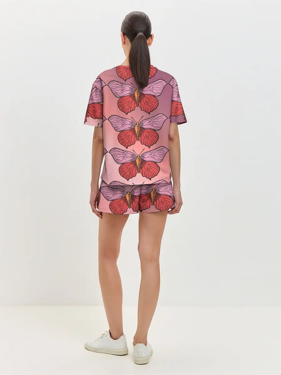 Женская пижама с шортами / Розовый принт с бабочками