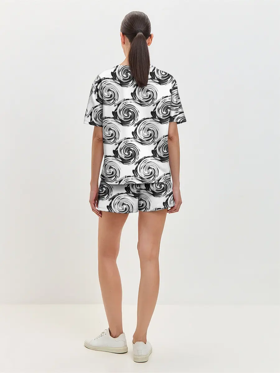 Женская пижама с шортами / Черно-белый абстрактный узор