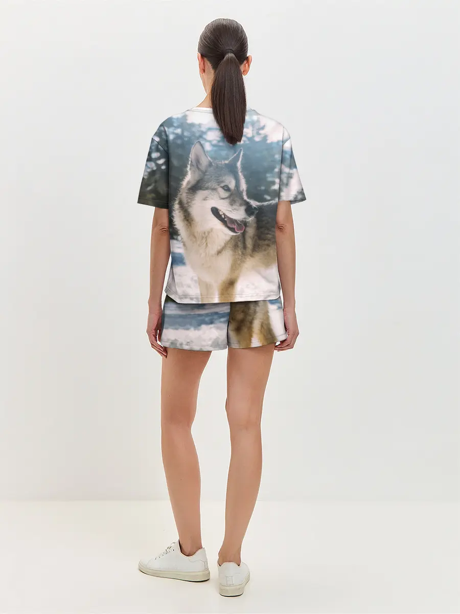 Женская пижама с шортами / Волк и снег