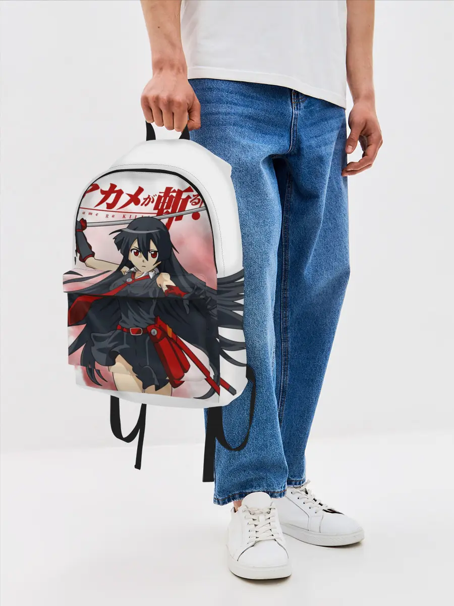 Рюкзак джинсовый / Акаме атакует на белом фоне