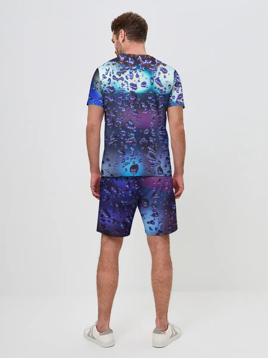 Мужской костюм с шортами / Капли на стекле макро