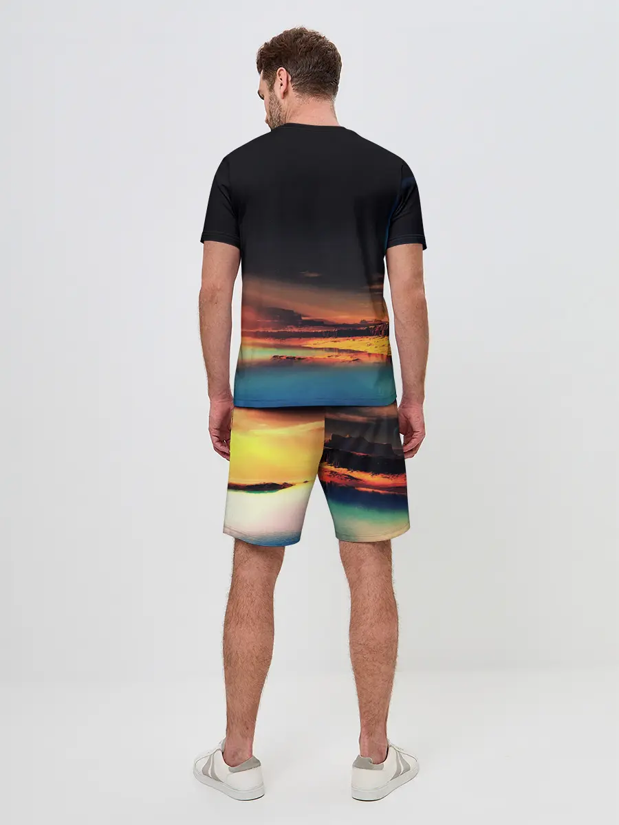 Мужской костюм с шортами / Марс