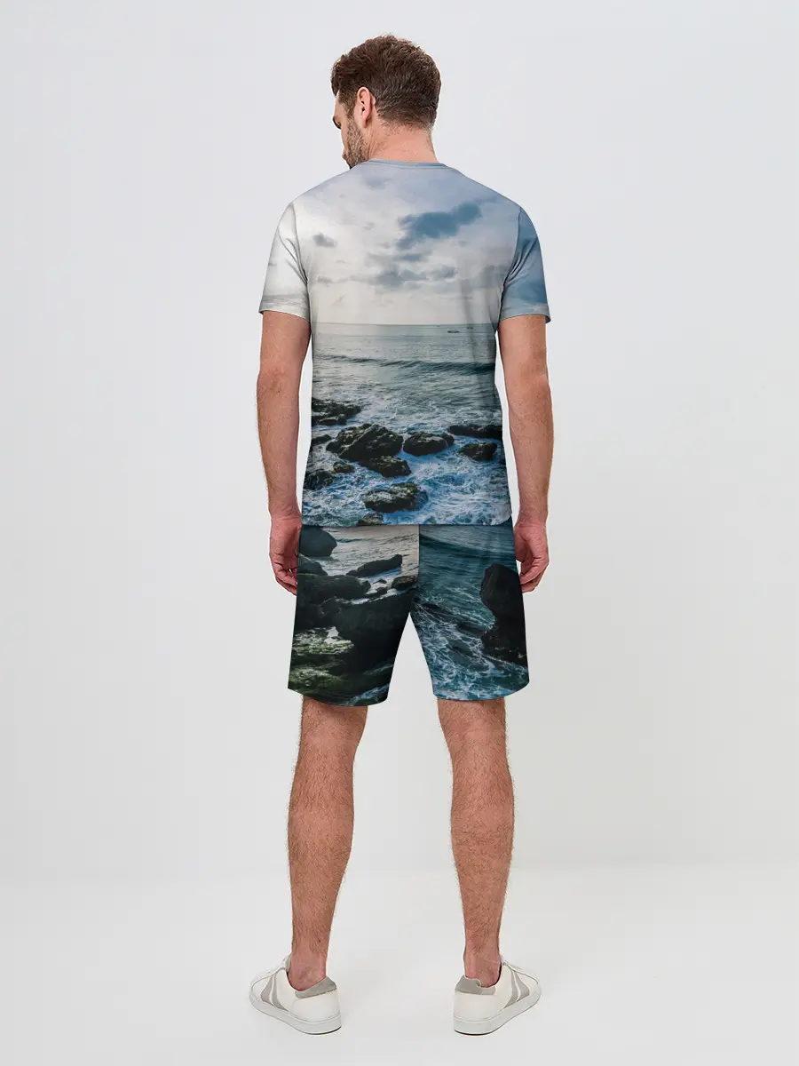 Мужской костюм с шортами / Море