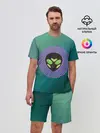 Мужской костюм с шортами / Инопланетяша на зеленом фоне