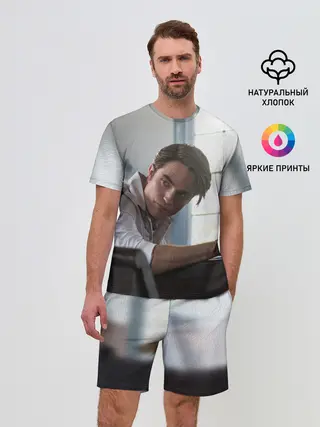 Мужской костюм с шортами / Роберт Паттинсон