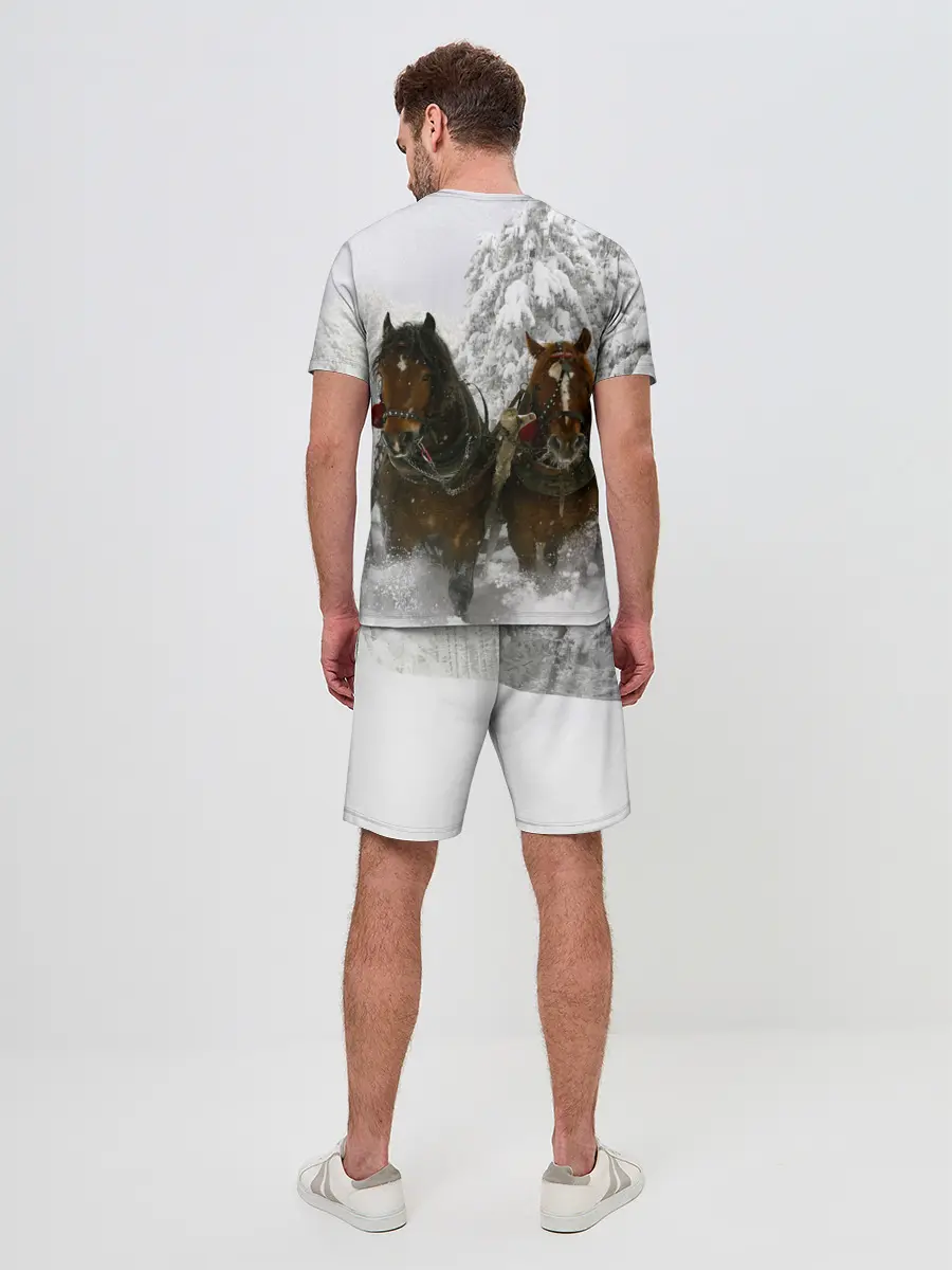 Мужской костюм с шортами / Лошади и снег