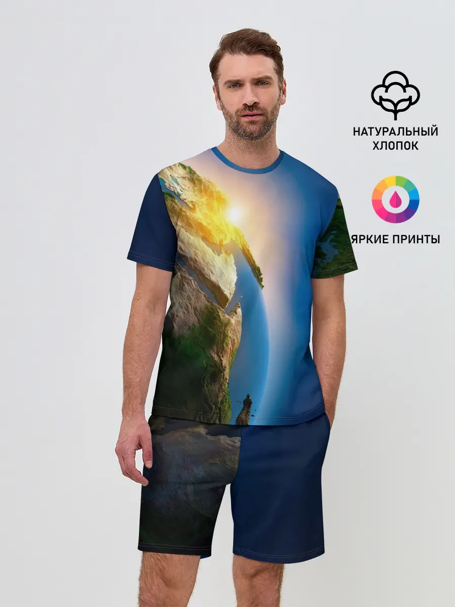 Мужской костюм с шортами / Планета Земля