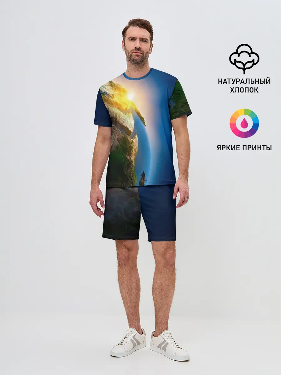 Мужской костюм с шортами / Планета Земля