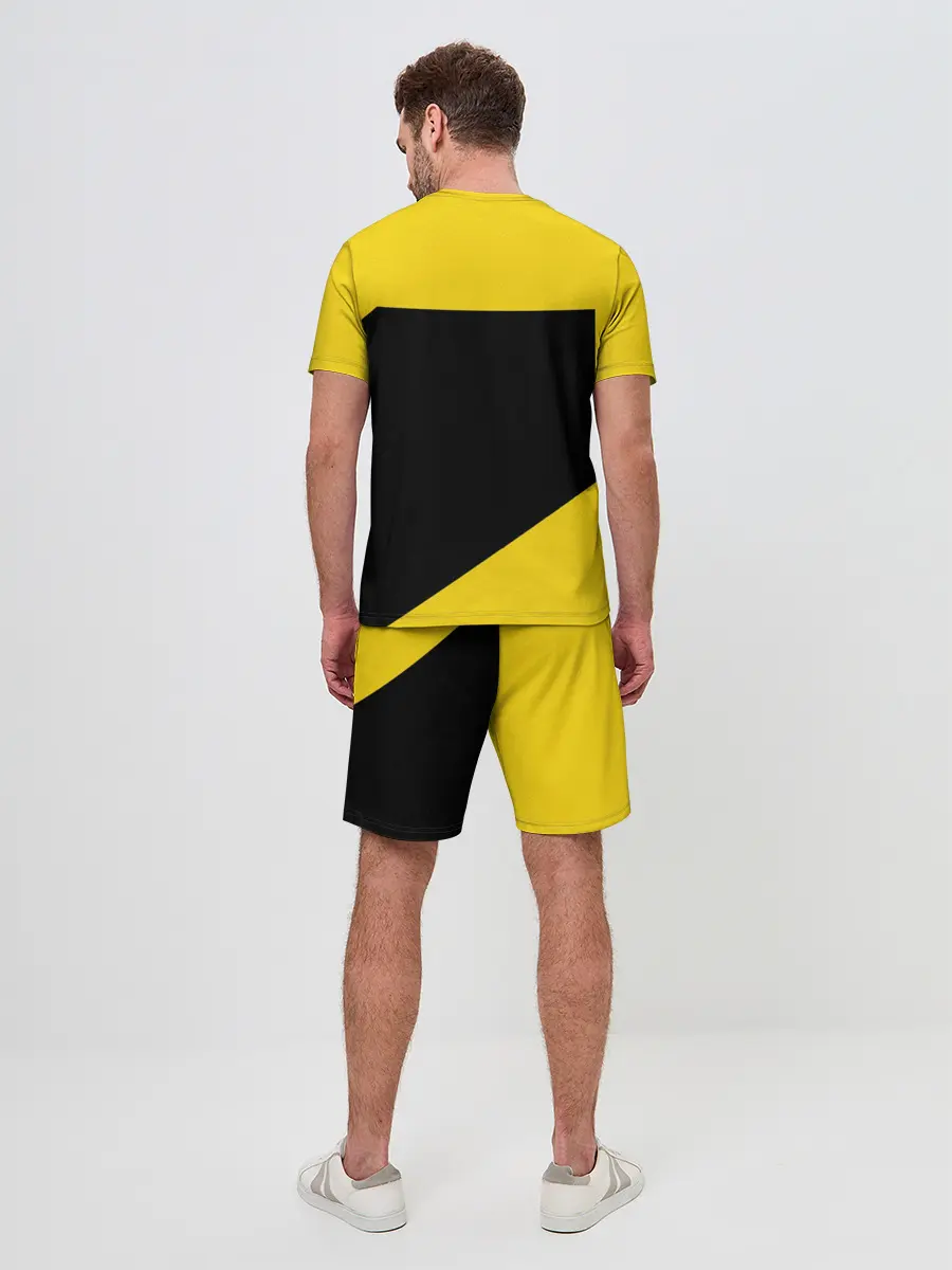 Мужской костюм с шортами / Еще один день