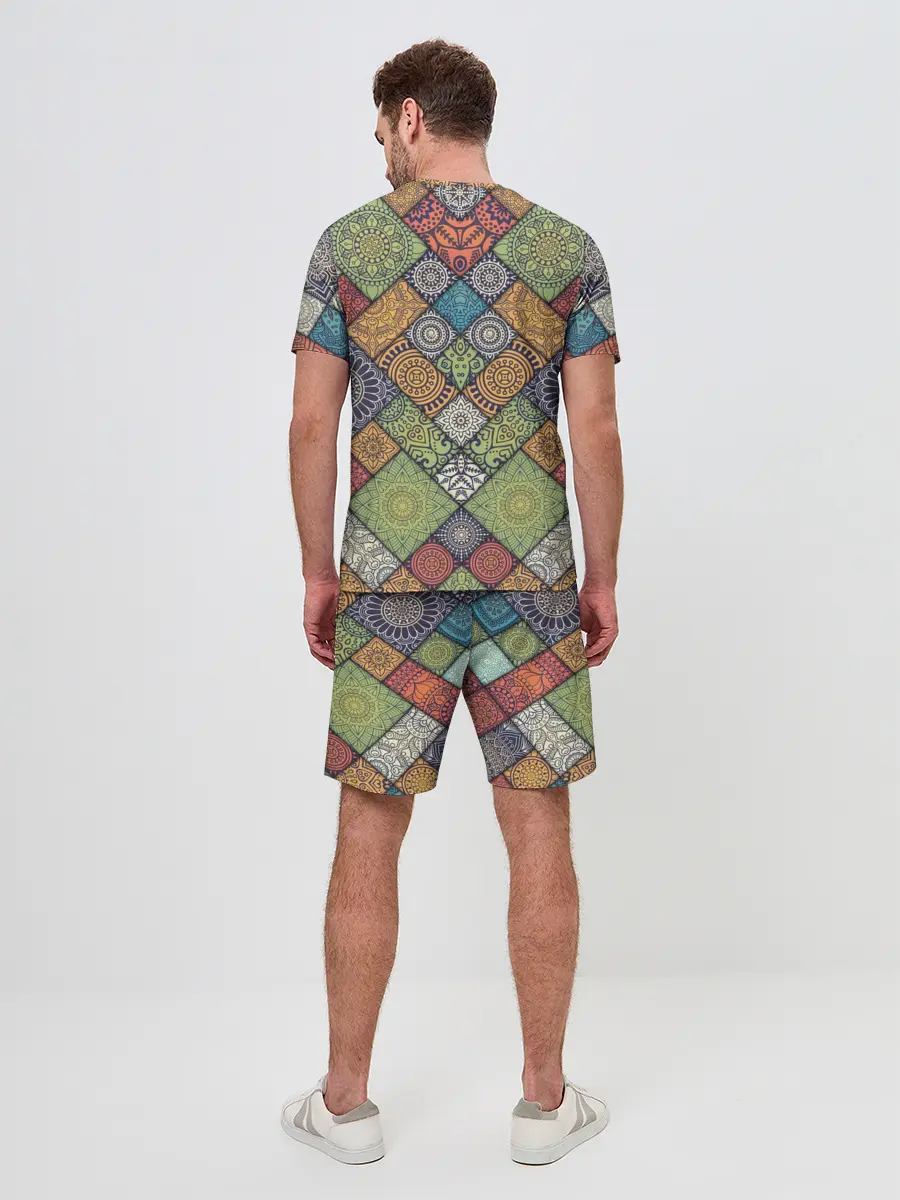 Мужской костюм с шортами / Мандалы лоскутный печворк
