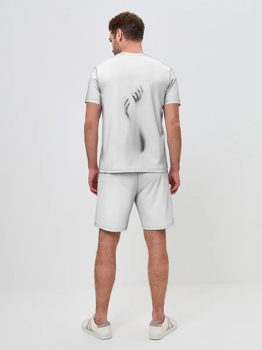 Мужской костюм с шортами / Руки за стеклом