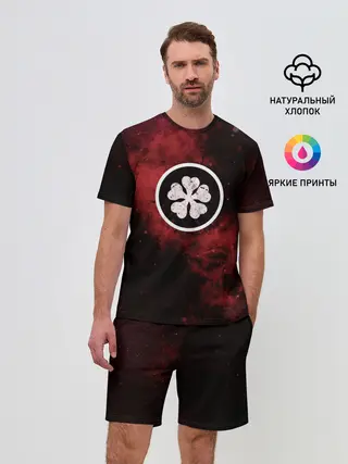 Мужской костюм с шортами / Эмблема Черного клевера на космическом фоне