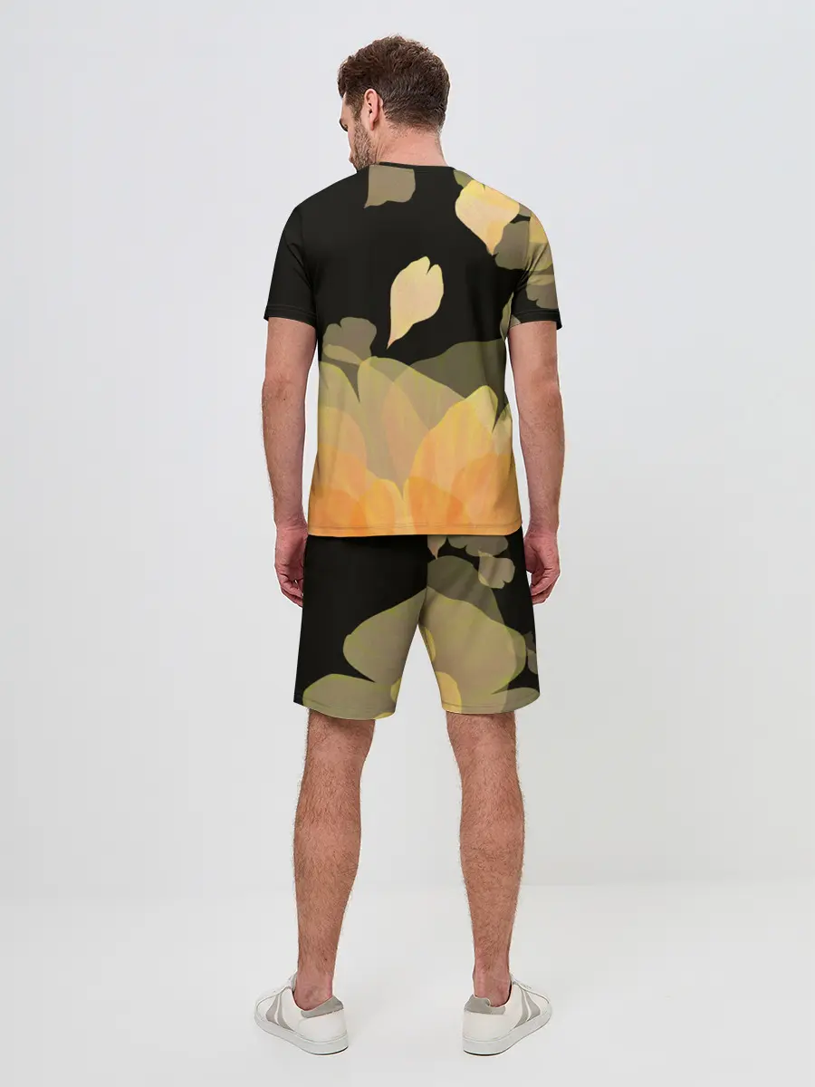 Мужской костюм с шортами / Аниме девушка в интересном наряде