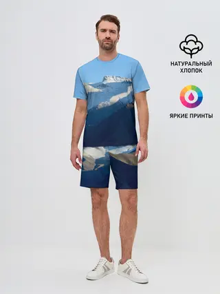 Мужской костюм с шортами / Снежные горы